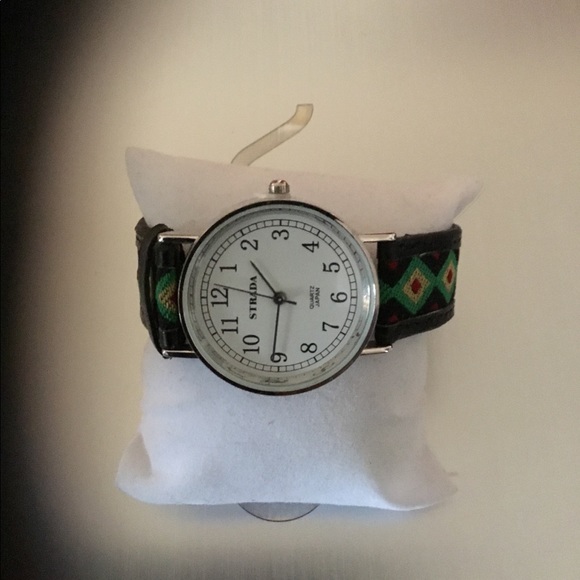 Watch - Picture 5 of 5